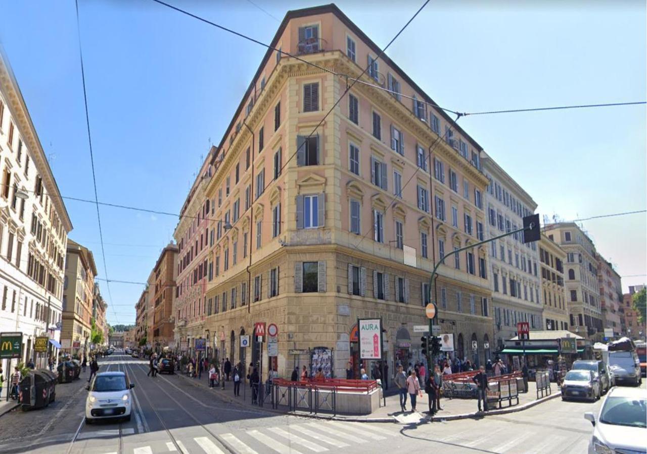 Pensión Ottaviano Smart Roma